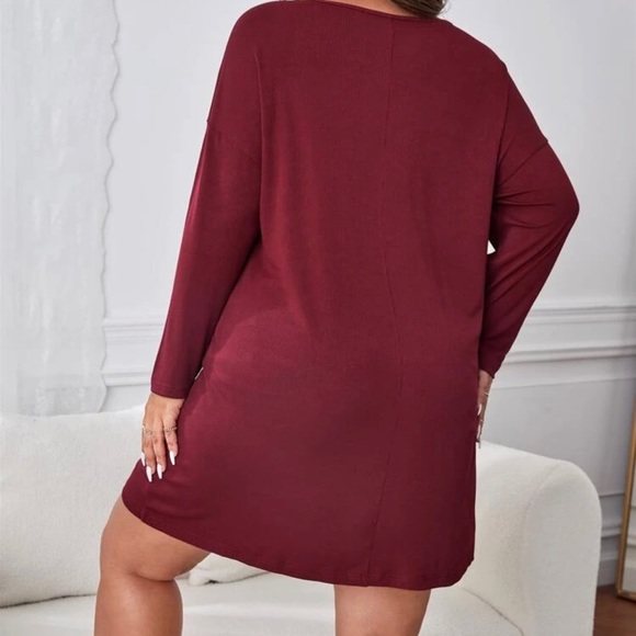 Plus Patched Pocket Drop Shoulder Slit Thigh Nightdress - Picture 2 of 6